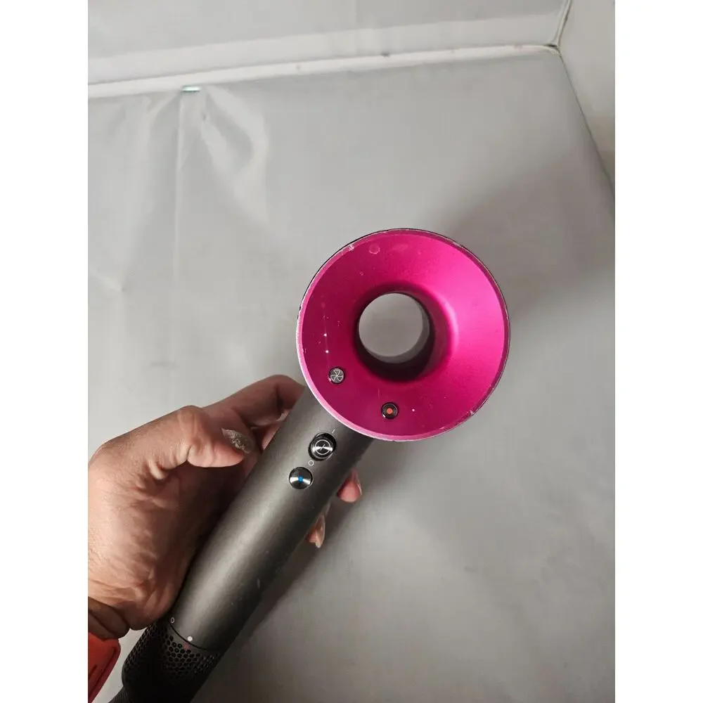 Dyson Supersonic Hair Dryer With Three Attachments. Gray And Fuscha